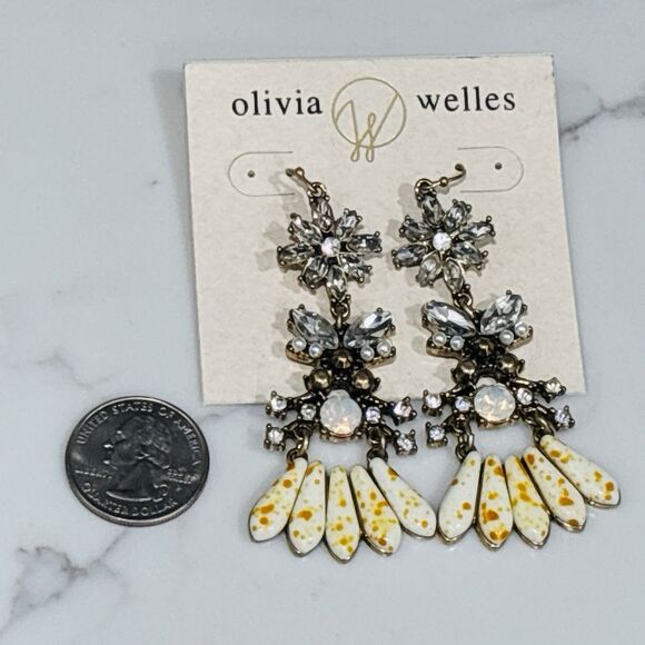 Rhinestone Floral Chandelier Earrings NEW - Picture 13 of 13